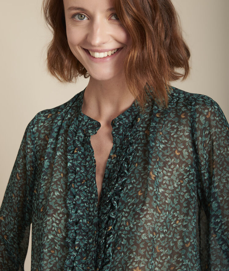 Maggie leaf print blouse forest green.