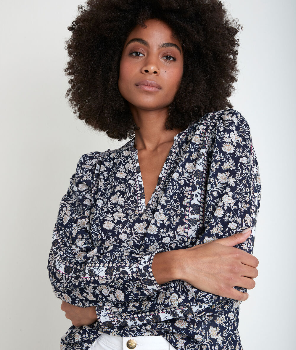 Tippi navy floral print blouse marine.