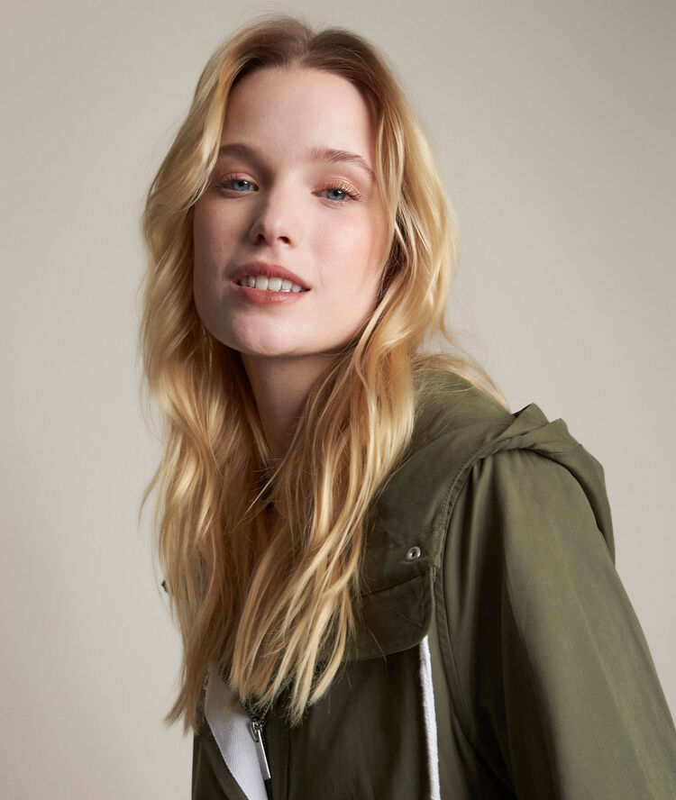Fadela khaki parka khaki.