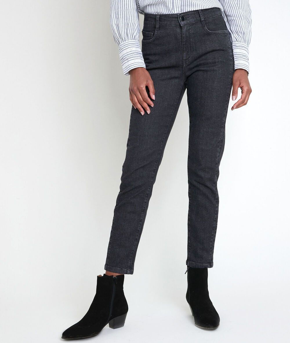 The iconic canelle black studded slim-fit jeans noir.