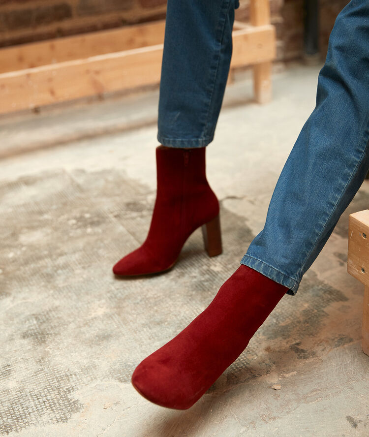 Valentina bordeaux high-heeled ankle boots bordeaux fonce.