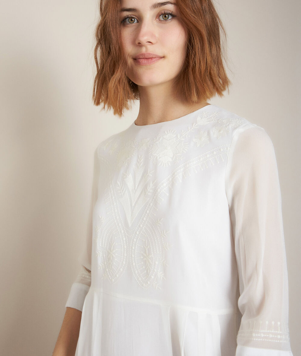 Celina embroidered dress ecru.