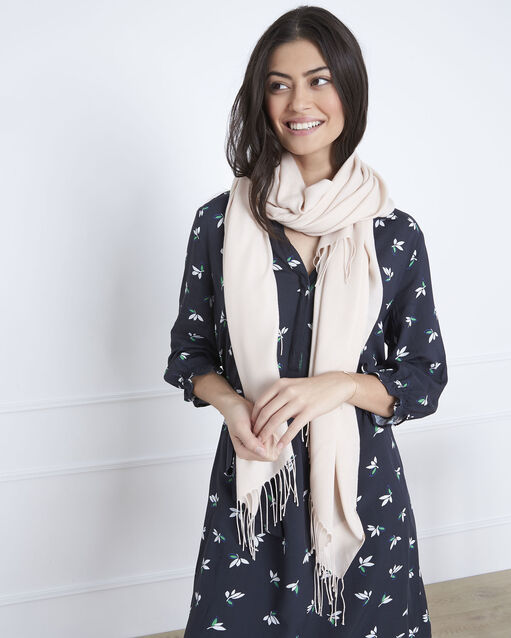 Fossette nude viscose fringed scarf salmon.