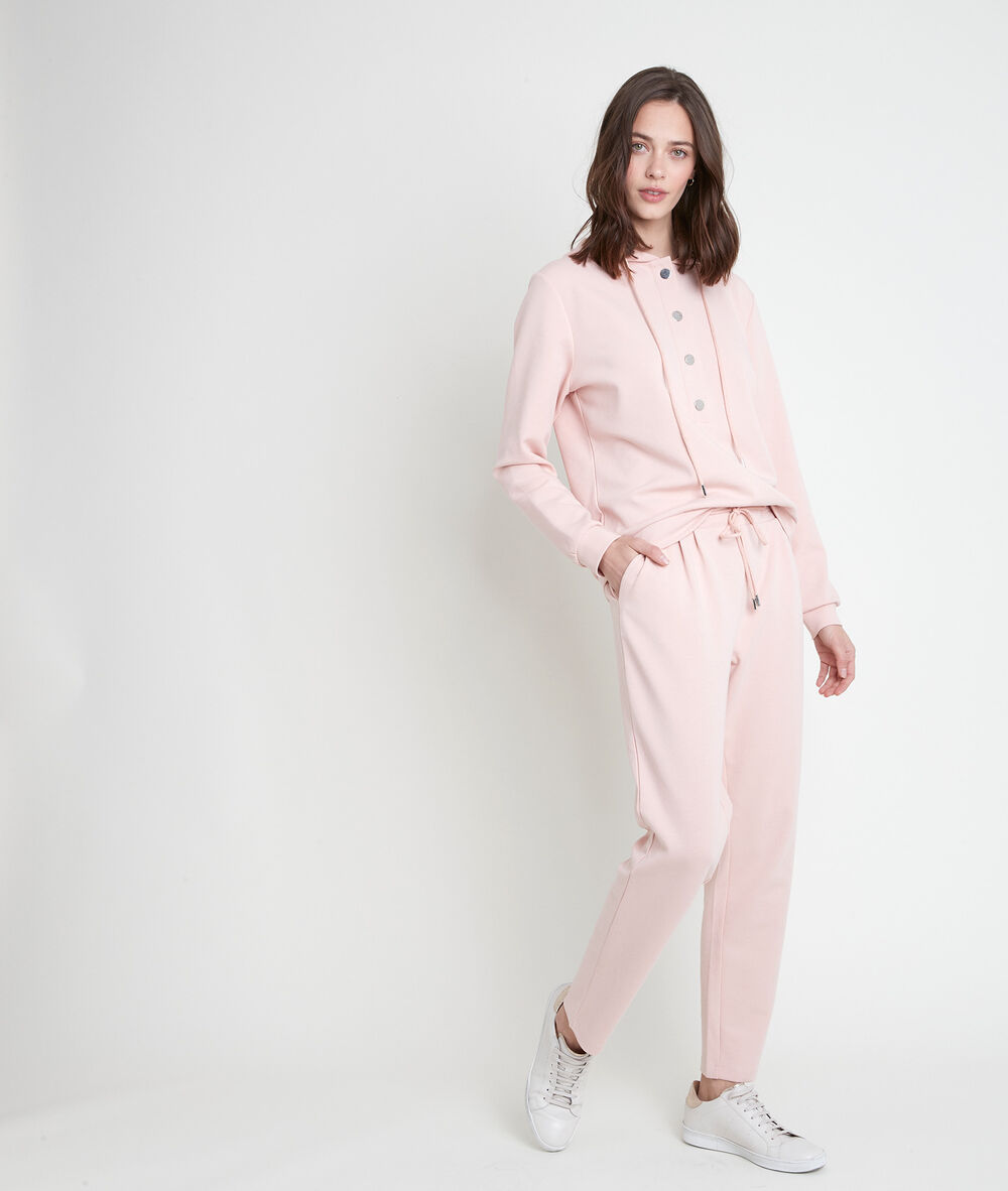 Islande pink joggers rose.