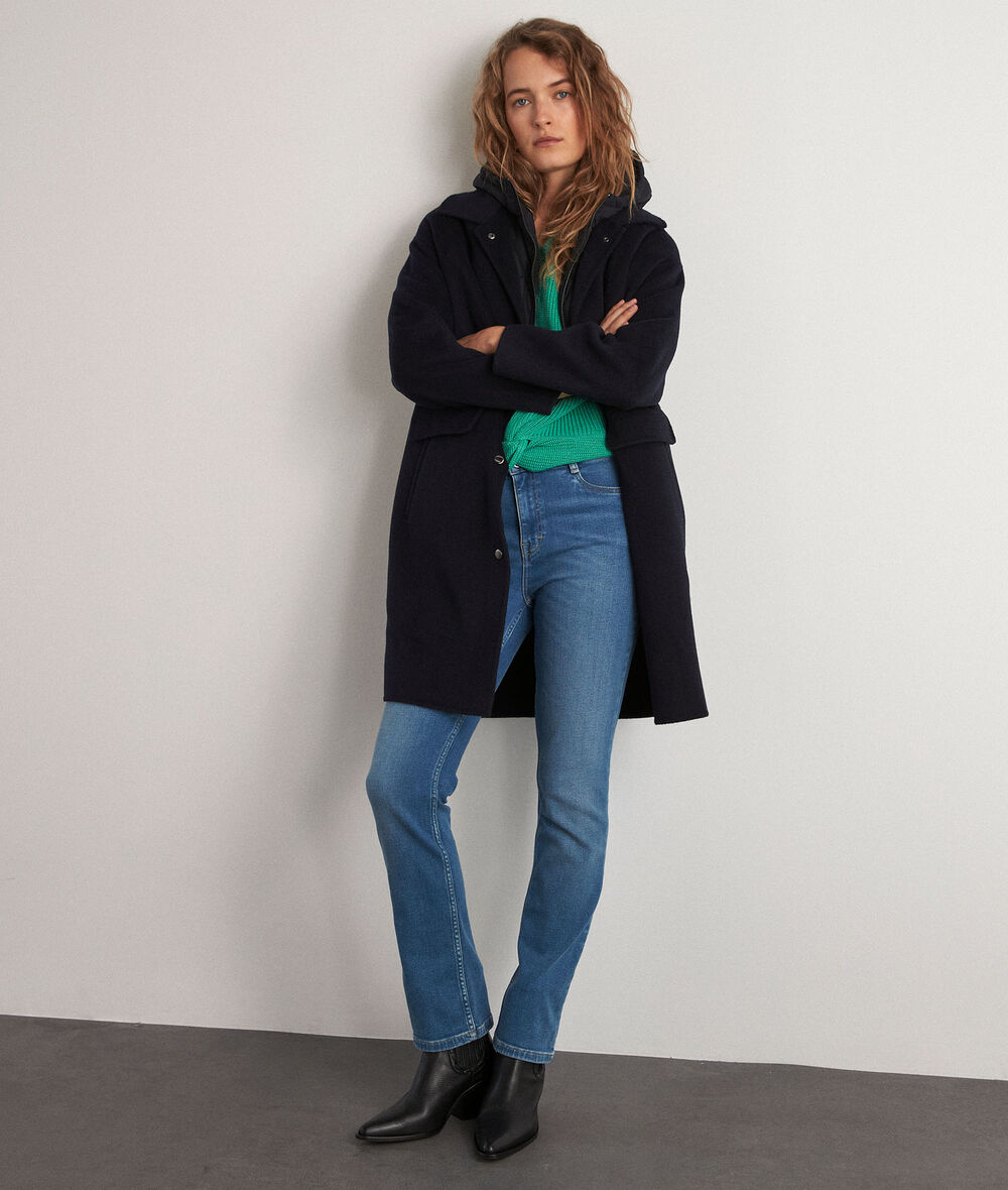 Sonia used stonewashed organic cotton straight-leg jeans PhotoZ | 1-2-3