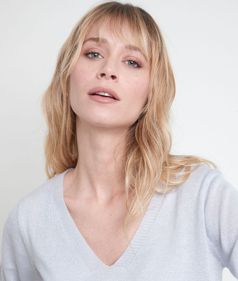 Ryo sparkly silver lightweight pullover argent.