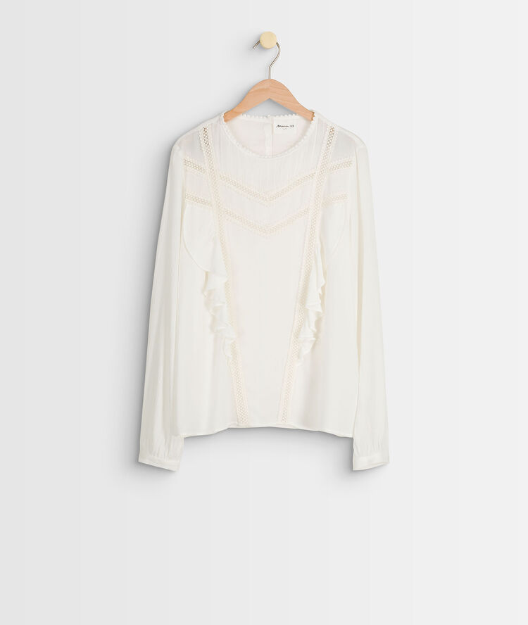 Jasmine lace blouse ecru.
