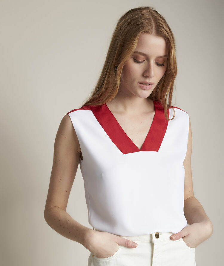 Elisa red dual-fabric top red.