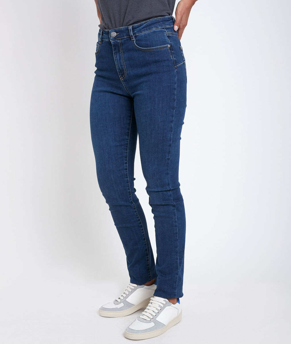 Suzy, the Iconic slim-fit stone used jeans | 1-2-3 Suzy, the Iconic slim-fit stone used jeans PhotoZ | 1-2-3