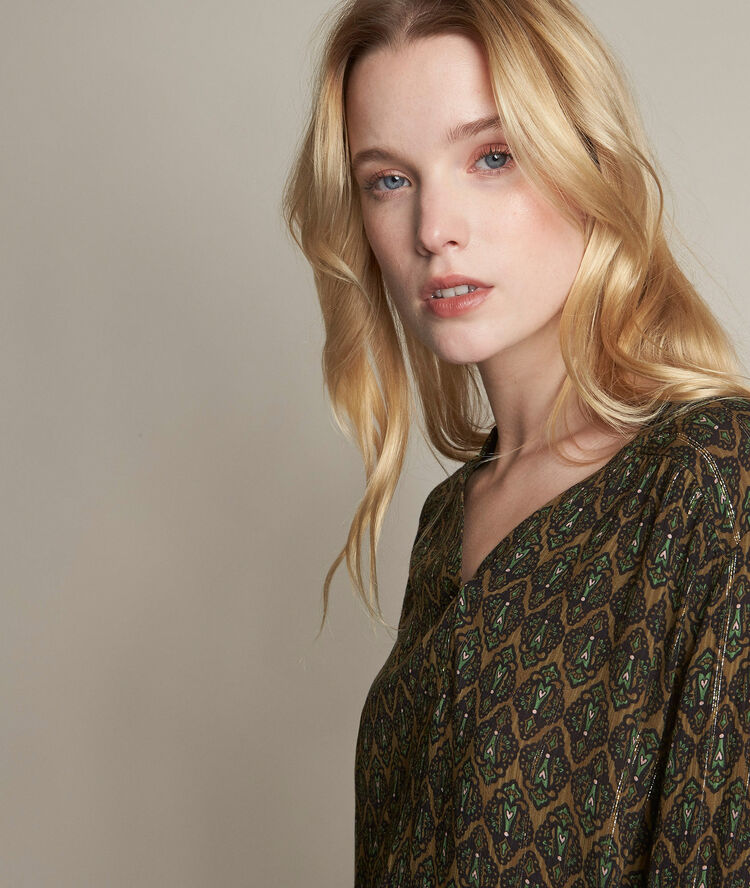 Elsa printed blouse nile green.