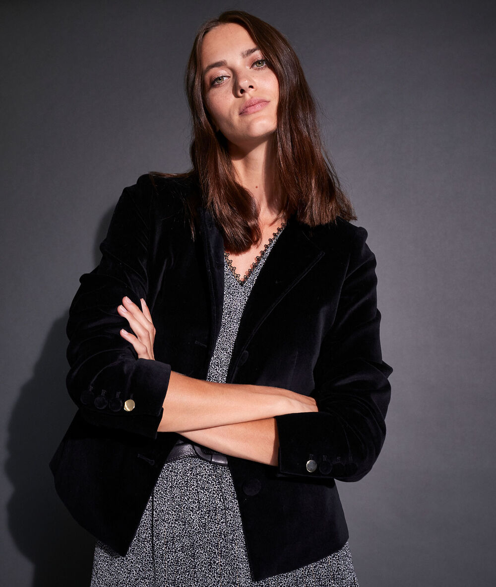 Tania velvet jacket noir.