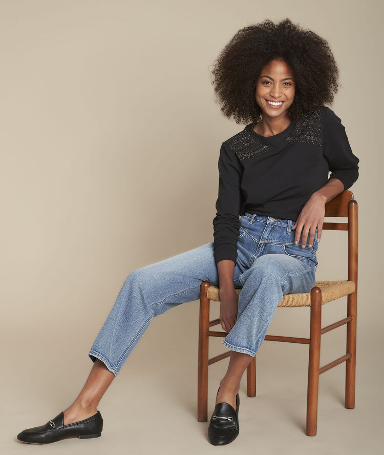 Chicago black sweatshirt with black mini studs black.