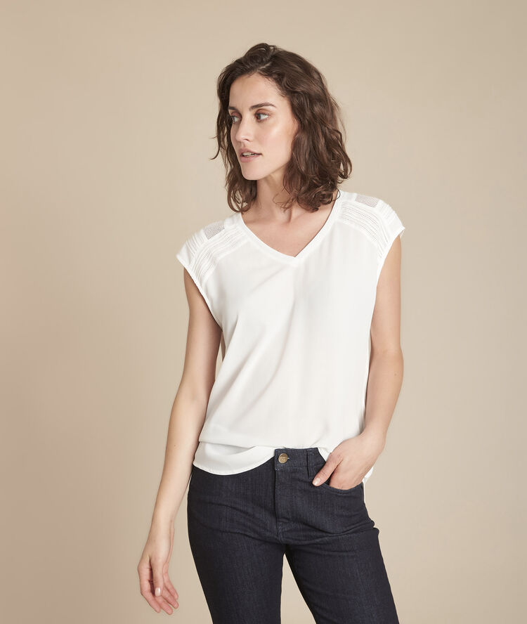 Maelia ecru lace dual-fabric top ecru.