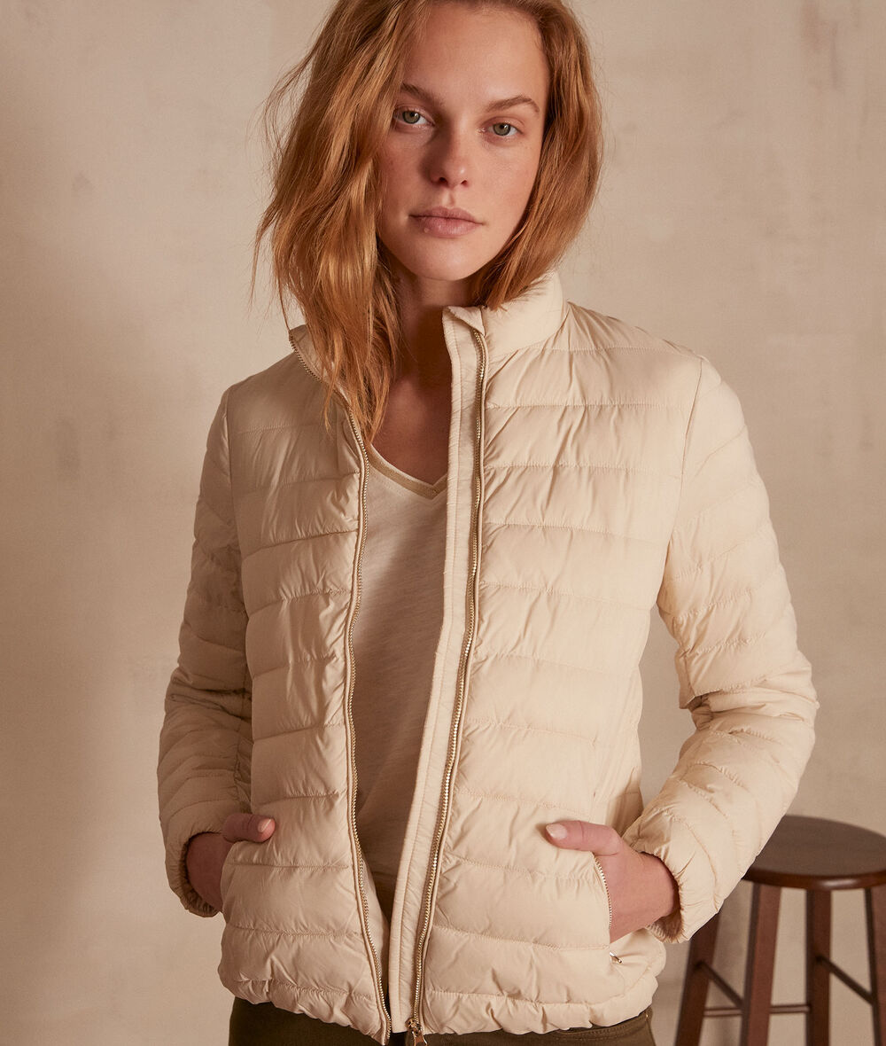 Olivia beige nylon lightweight padded jacket. PhotoZ | 1-2-3