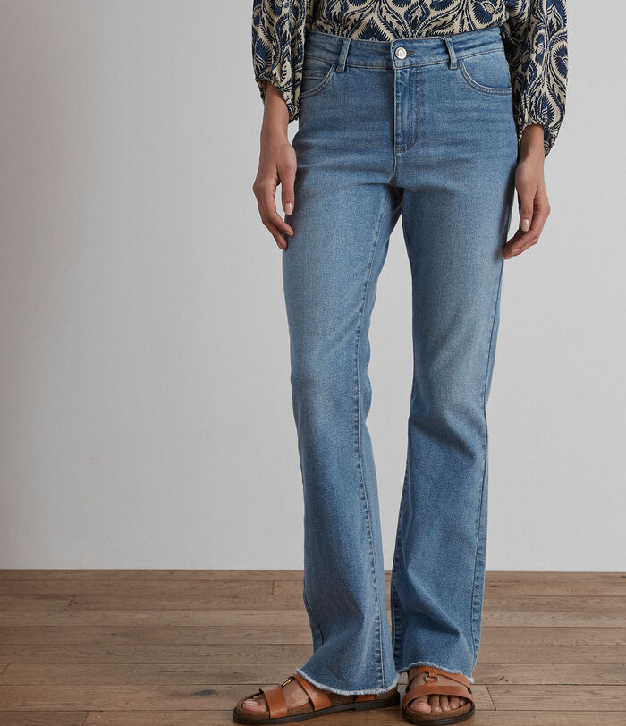Sarah flared jeans PhotoZ | 1-2-3