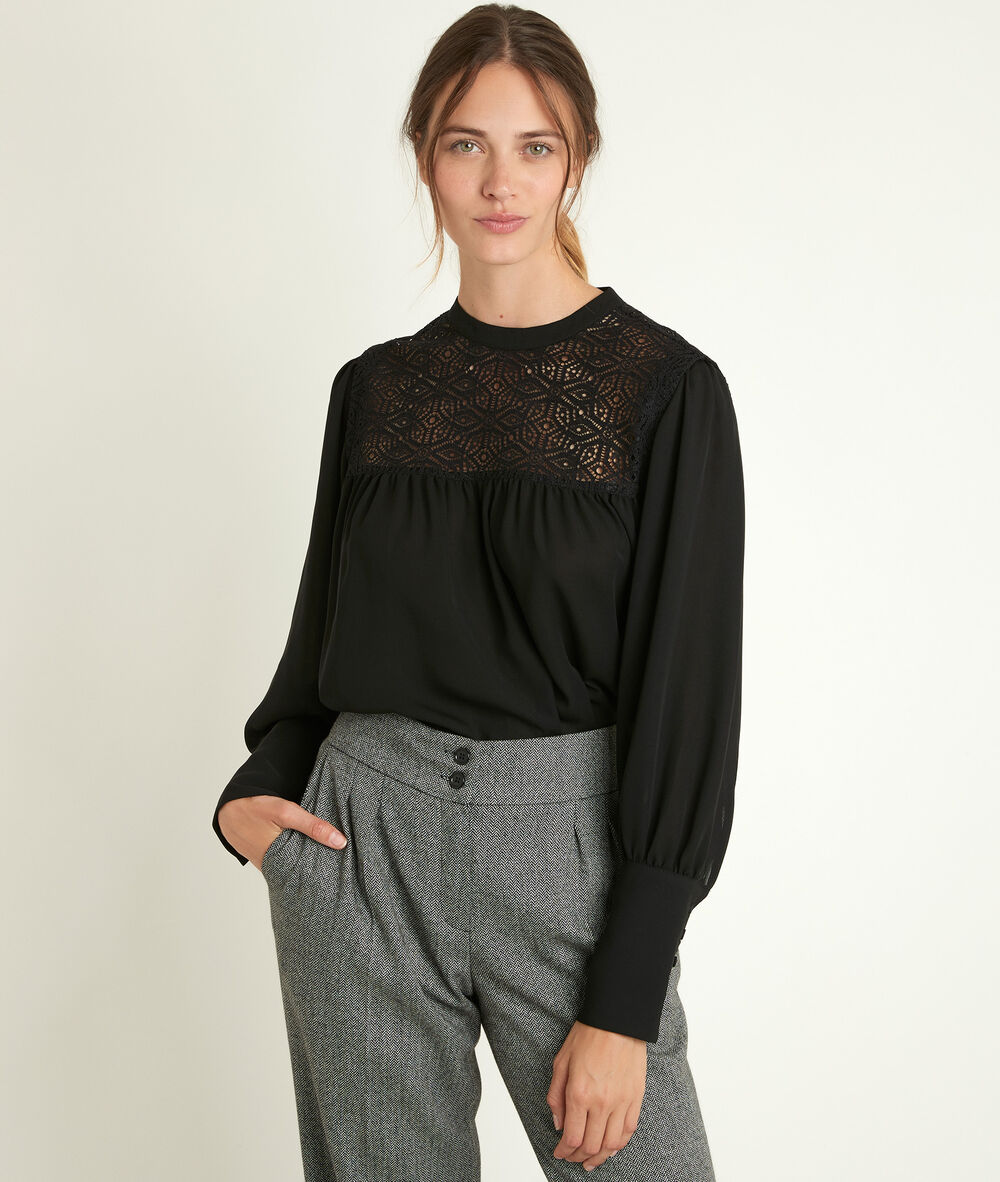 Jyo lace blouse noir.