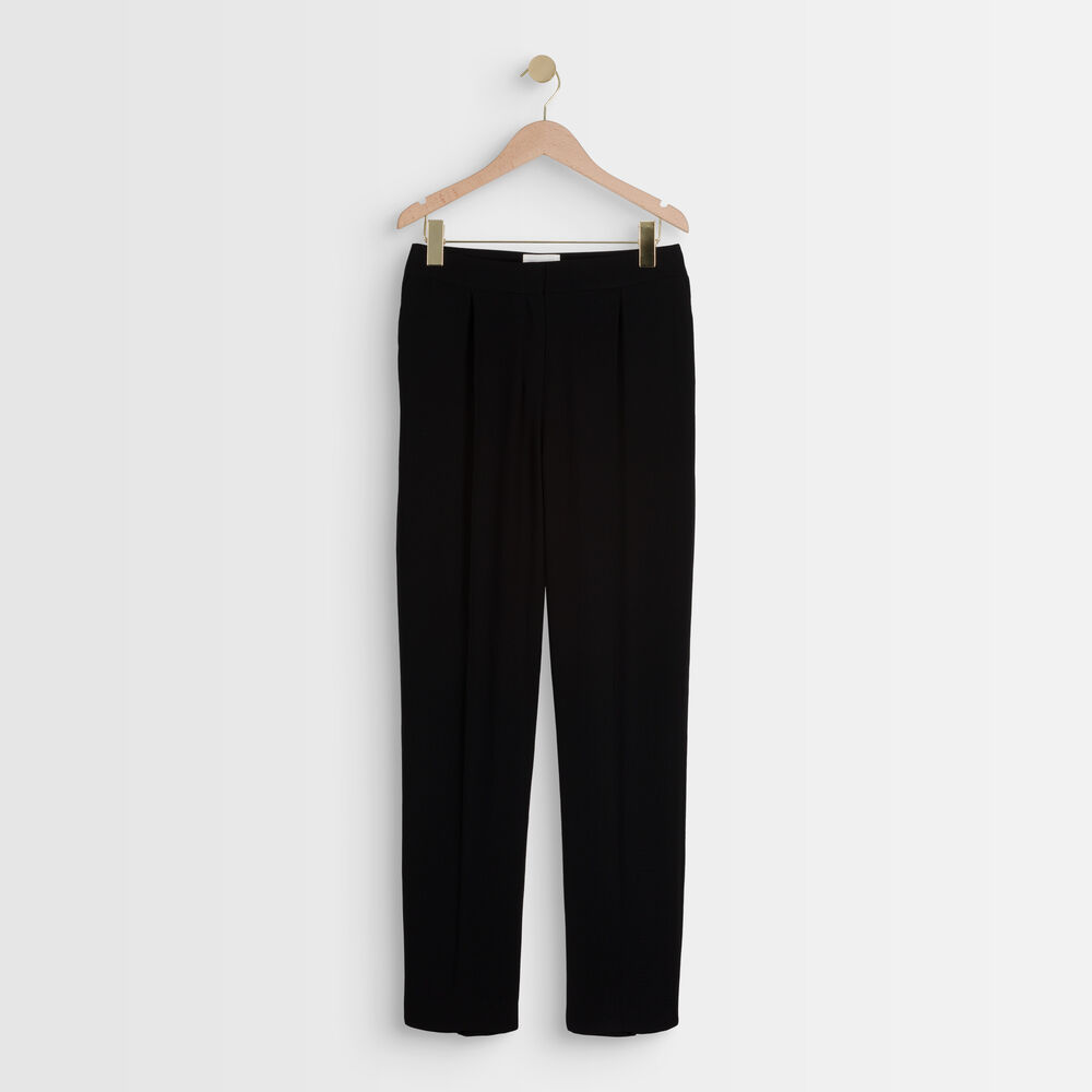 Isaure crêpe trousers black.