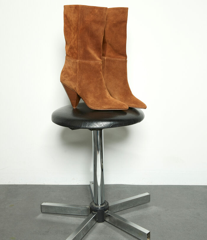 Hedwige camel soft suede leather high-heeled boots