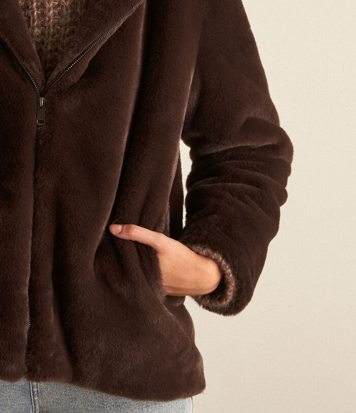 Marthe short brown faux fur jacket PhotoZ | 1-2-3