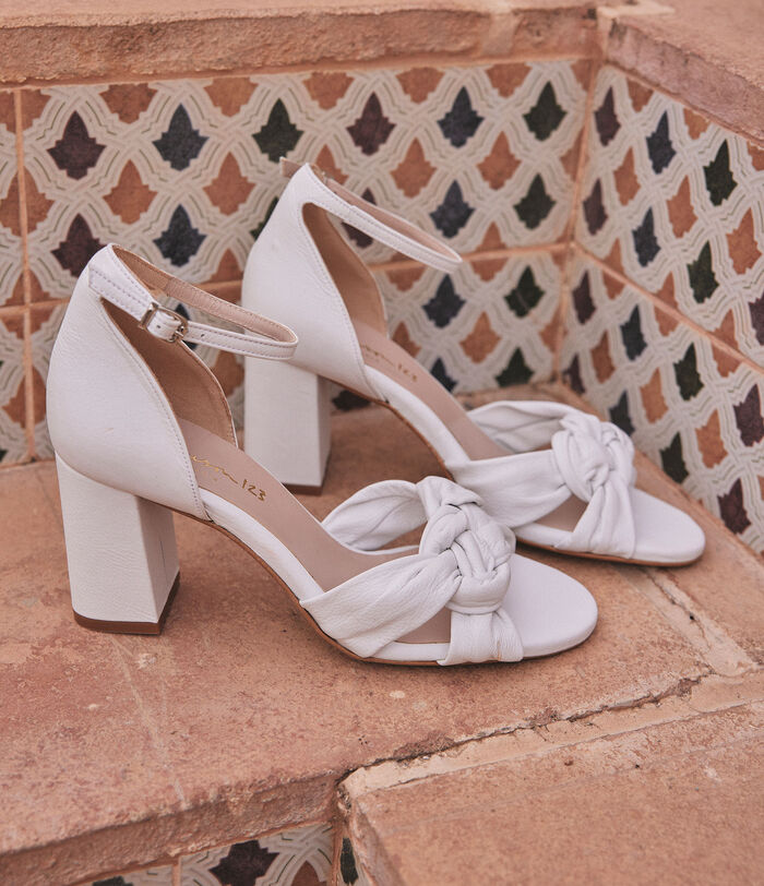 Vic white leather high-heeled sandals PhotoZ | 1-2-3