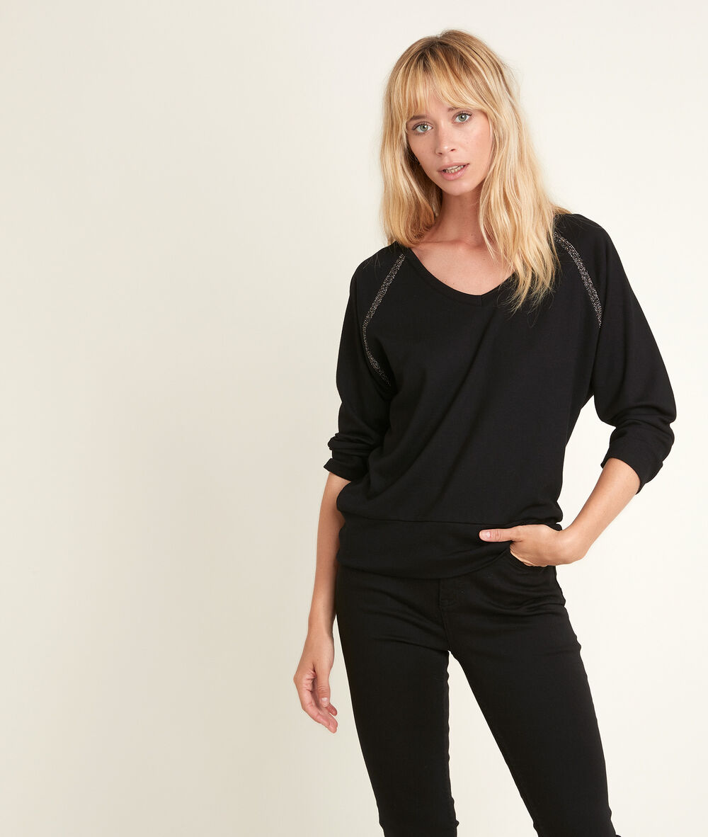 Darcy t-shirt with decorative v-neck noir.
