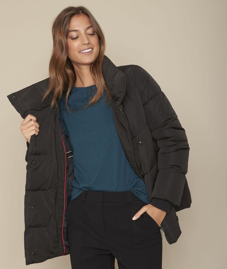 Laure short black down jacket black.