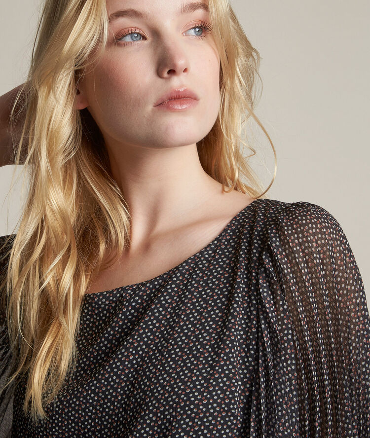 Olivia printed crepe dress black.