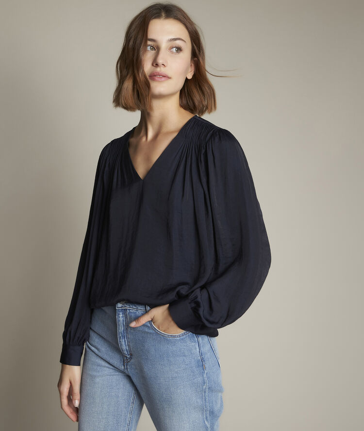 Elvera floaty navy blue blouse navy blue.