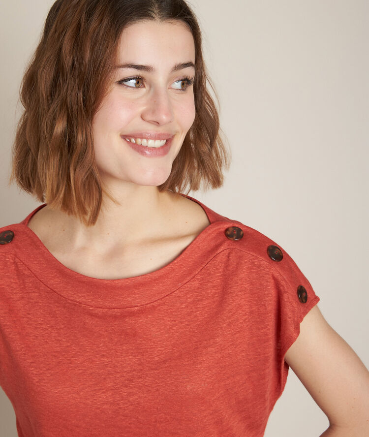 Royal brick-coloured linen t-shirt tile.