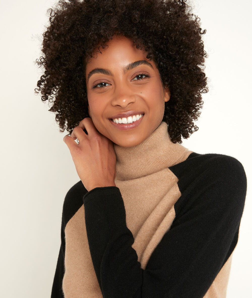 Romeo cashmere turtle-neck pullover noir.