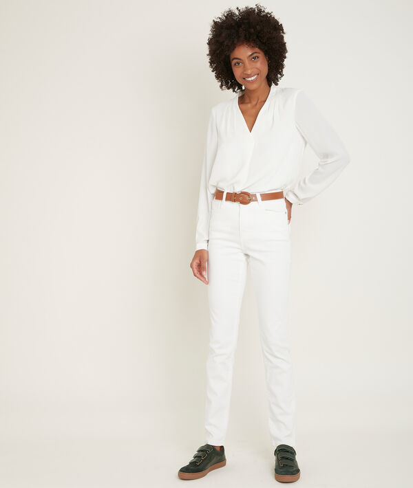 Suzy, the iconic white slim-fit slim jeans | 1-2-3 Suzy, the iconic white slim-fit slim jeans PhotoZ | 1-2-3