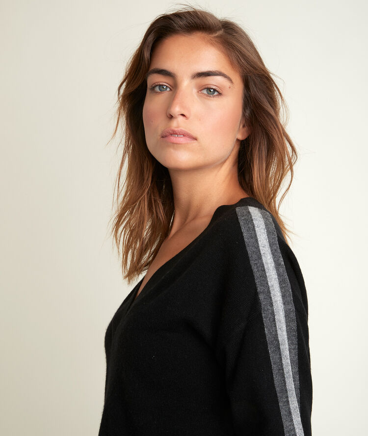 Romy brown wool and cashmere pullover noir.
