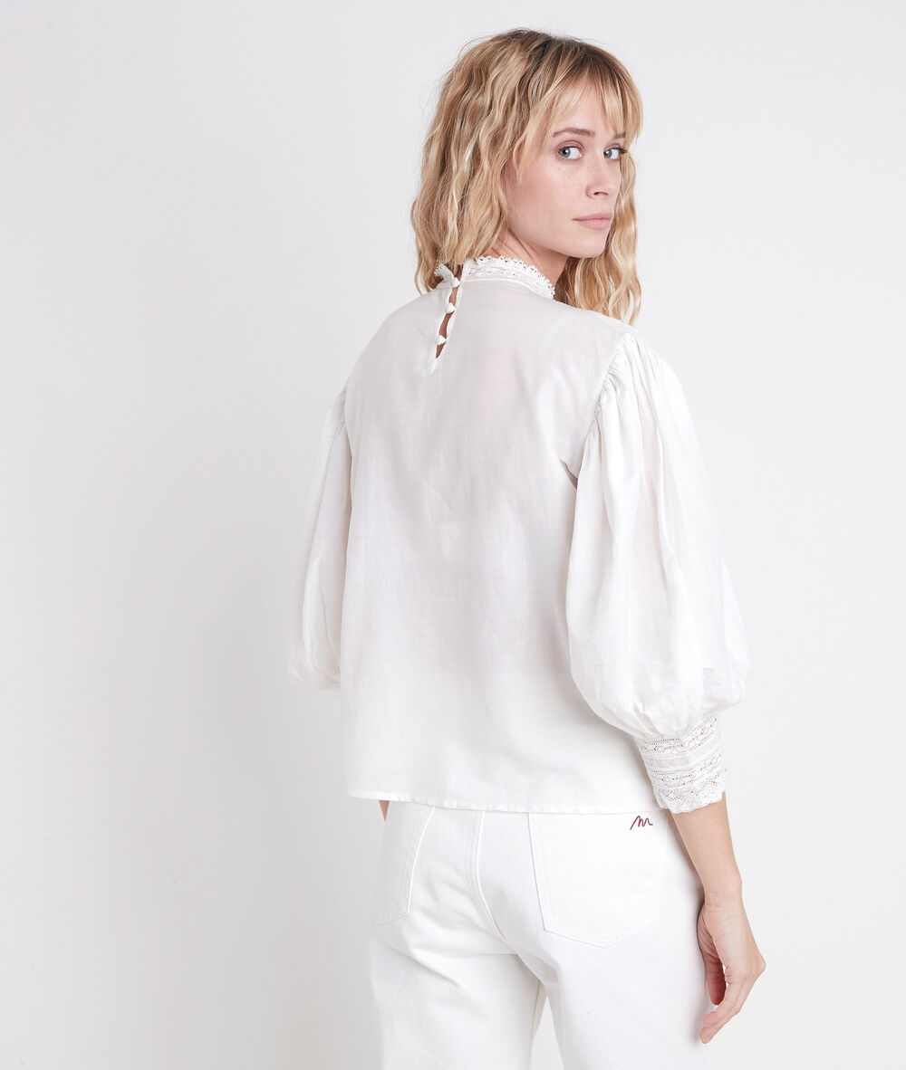 Temini lace blouse ecru.