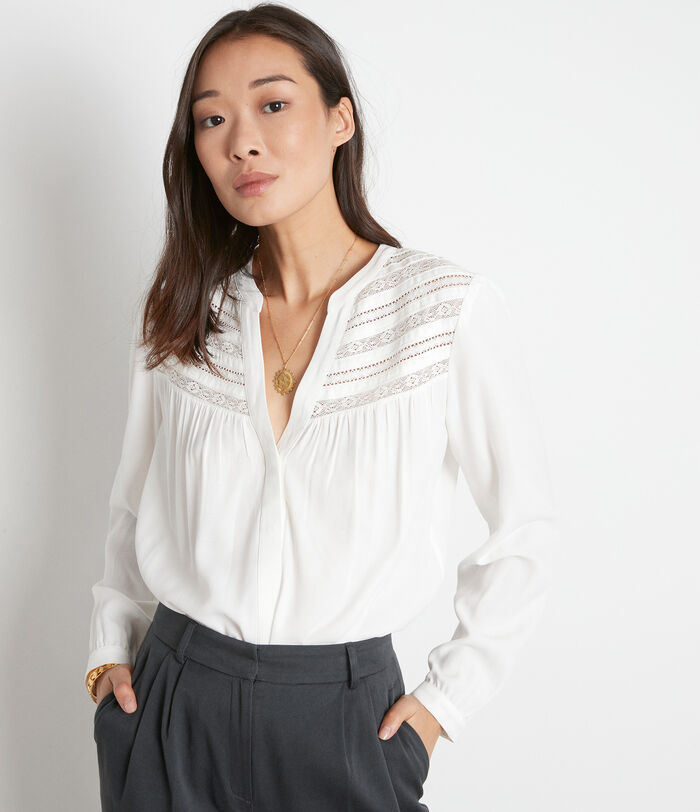 Annabelle white loose-fitting lace blouse