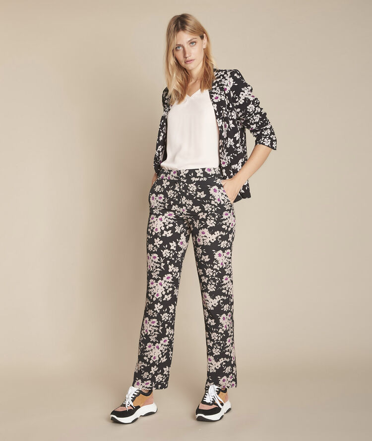 Maelia powder pink lace dual-fabric top powder.