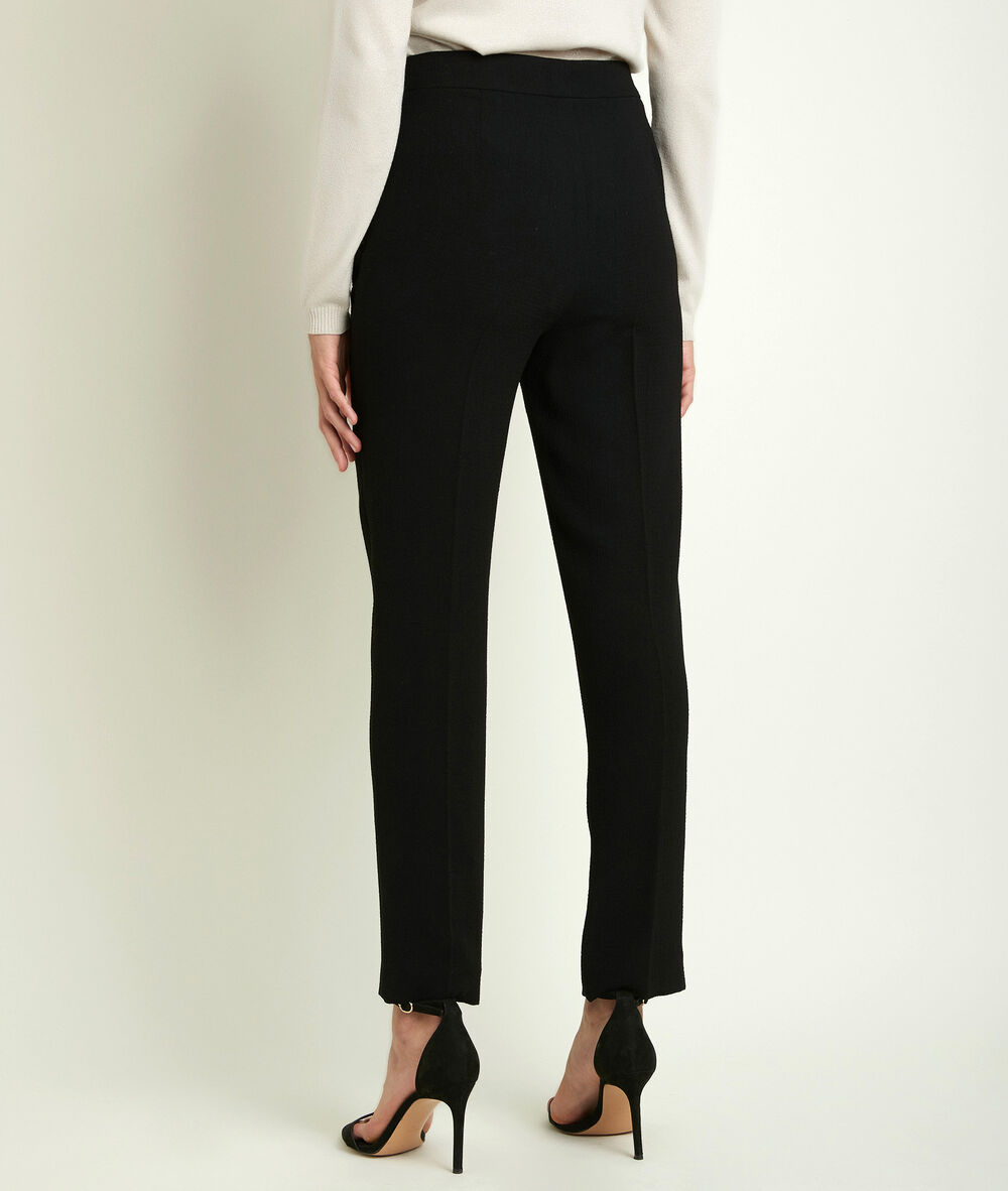 Isaure crêpe trousers black.