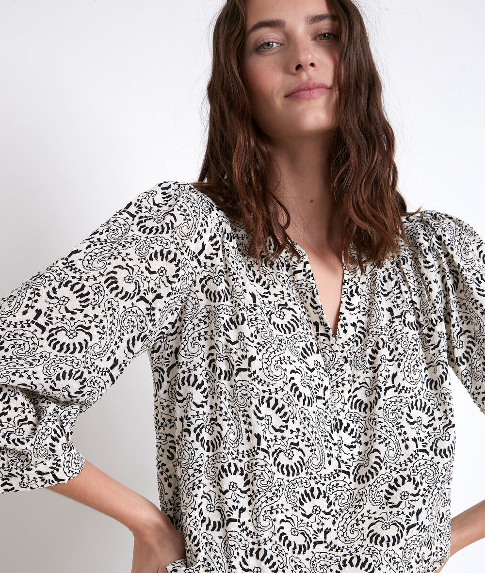 Elsa ecru floral print blouse ecru.