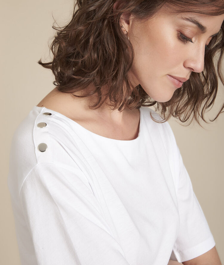 Calvi white boat neck t-shirt white.