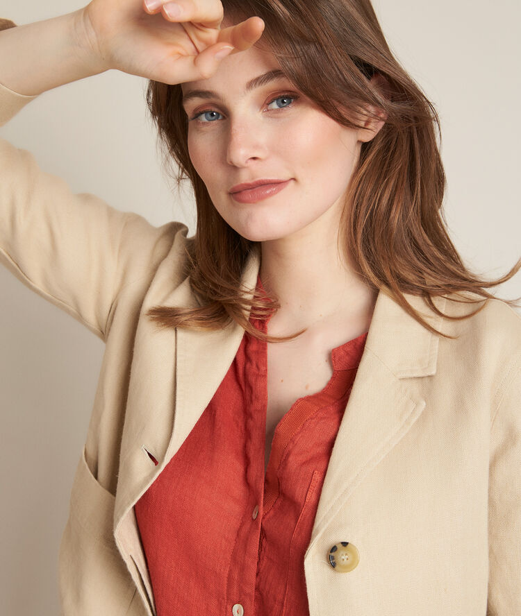 Lina linen jacket whitewash.