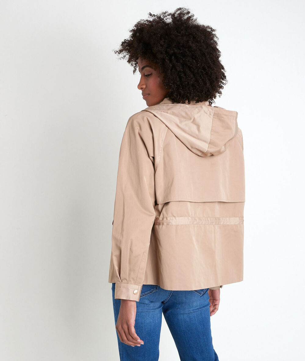 Nada camel short parka camel.