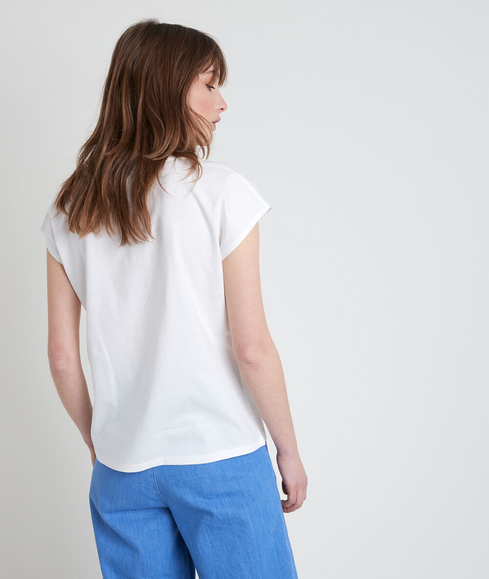 Ibis ecru v-neck t-shirt ecru.