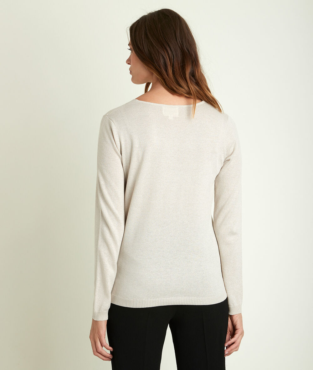 Ryo glossy thin pullover mastic.