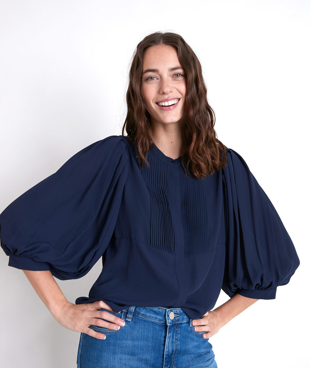 Tarika navy pleated blouse marine.