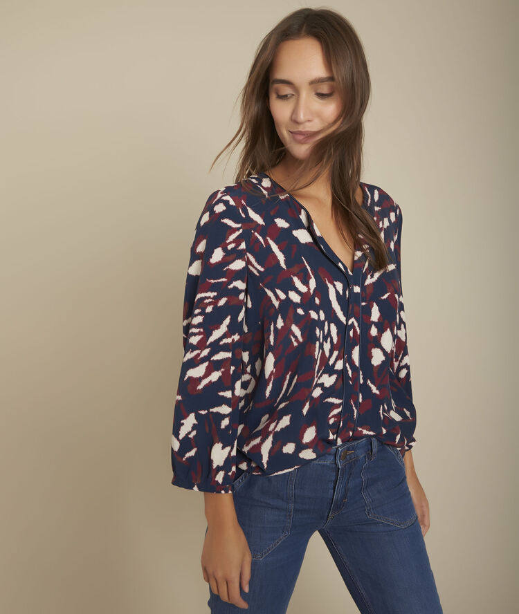 Manuella printed blouse black.