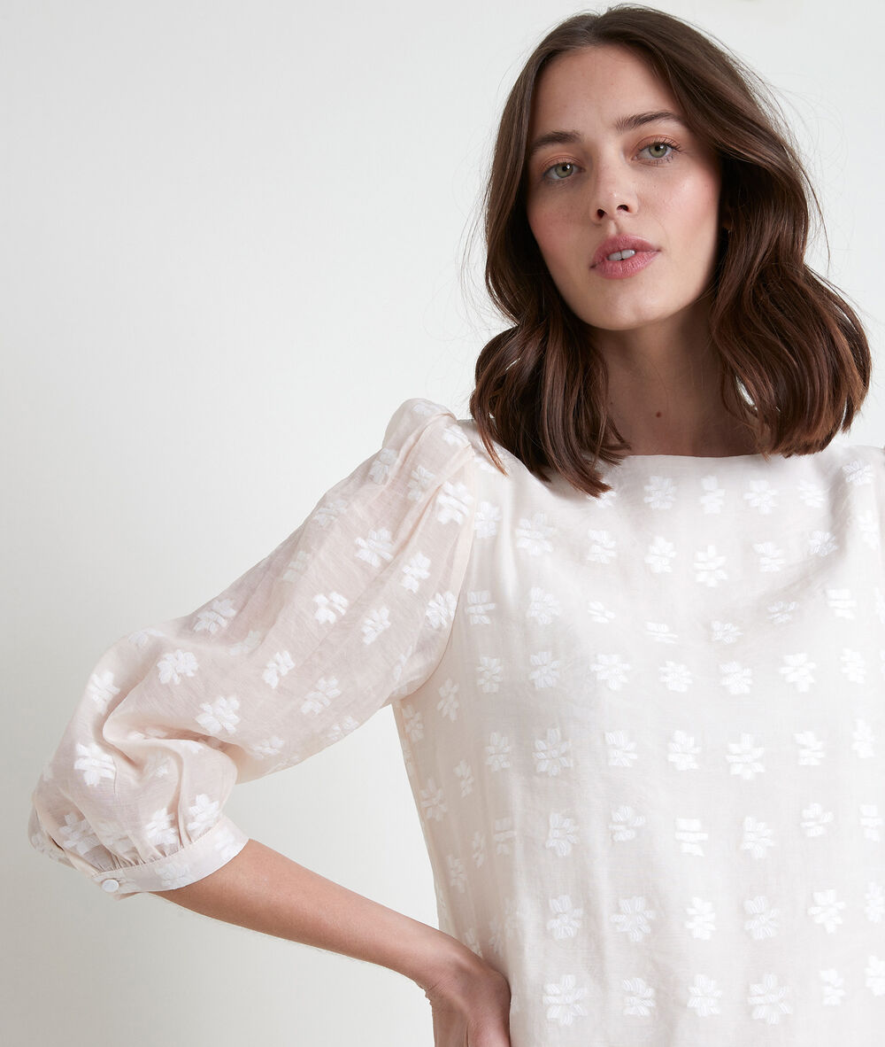 Malika cream embroidered short dress creme.