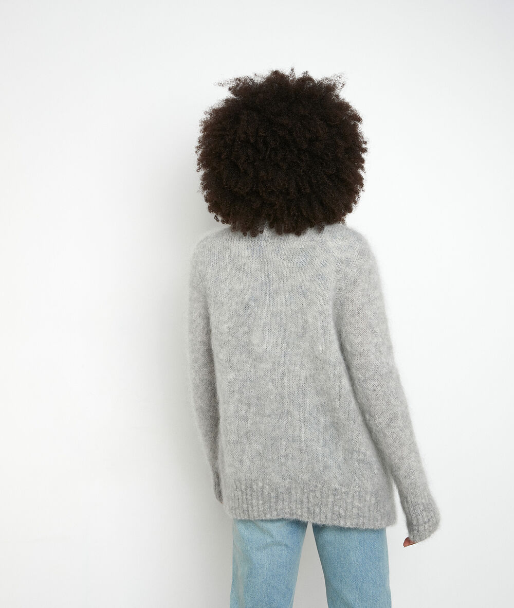 Rozelle grey mohair blend cardigan gris pale.