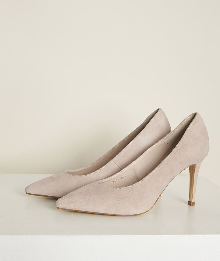 Kelly nude suede high heels nude.