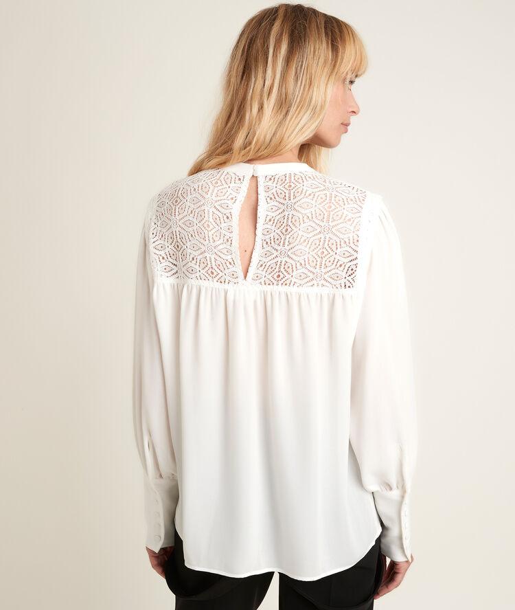 Jyo lace blouse ecru.