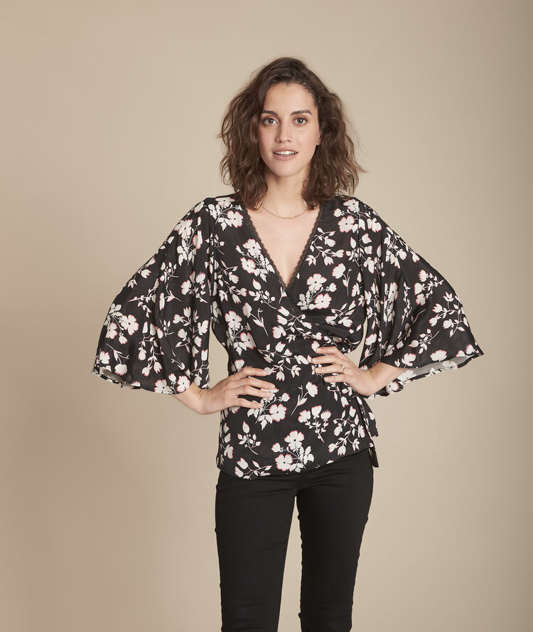 Milan black kimono blouse with floral print and lace detail black.