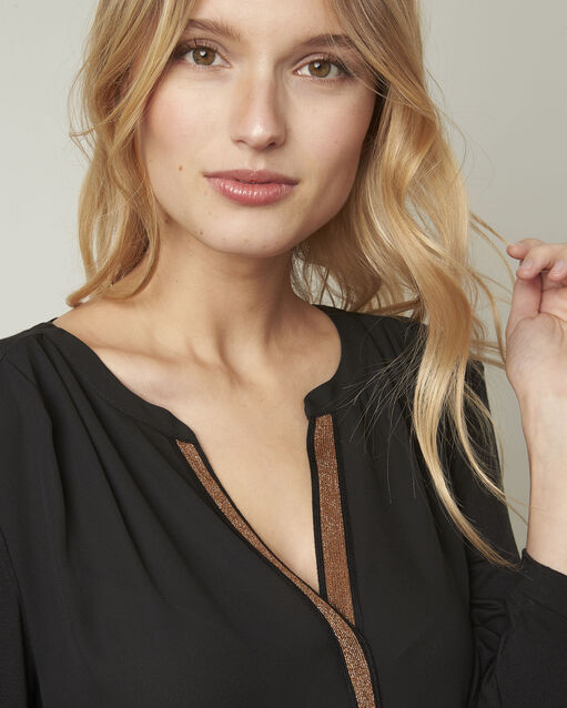 Vassilia henley collar black lurex blouse black.